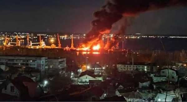 Ukrayna keştiyeke Rûsî ji nav bir