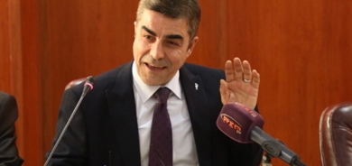 ئەندازیار ڕێبوار تاڵەبانی  ڕاوێژكاری سەرۆكی حكومەتی هەرێمی كوردستان بۆ كاروباری ماددەی 140:     نەبوونی دەستوور لە هەرێمی كوردستاندا، وای كردووە لە ڕووی یاساییەوە نەتوانرێت مامەڵەیەكی دروست بۆ ڕاگرتنی گۆڕینی دیمۆگرافیا بكرێت