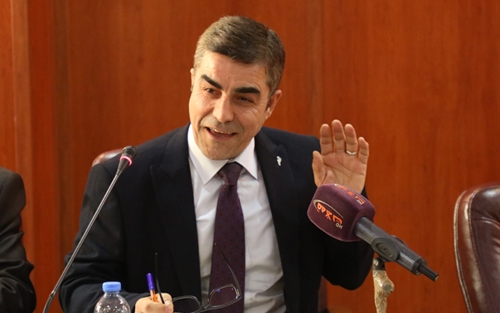 ئەندازیار ڕێبوار تاڵەبانی  ڕاوێژكاری سەرۆكی حكومەتی هەرێمی كوردستان بۆ كاروباری ماددەی 140:     نەبوونی دەستوور لە هەرێمی كوردستاندا، وای كردووە لە ڕووی یاساییەوە نەتوانرێت مامەڵەیەكی دروست بۆ ڕاگرتنی گۆڕینی دیمۆگرافیا بكرێت