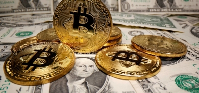 الدولار والبتكوين ينطلقان بقوة في بداية عام 2024