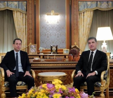 ســــه‌رۆك نێچيرڤان بــــارزانى پێشوازى له‌ باڵيۆزى فه‌ره‌نسا كرد