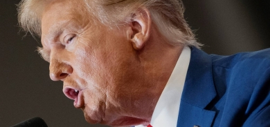 حصانة ترمب... هل يستفيد منها؟ ولماذا يعتبرها محامون «حجة سخيفة»؟