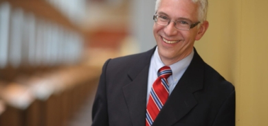 پڕۆفیسۆر لاری كاتا باكار بۆ گوڵان:     پرۆسەی حوكمڕانی لەسەر ئاستی جیهان ڕووبەڕووی ئاڵنگاری بووەتەوە