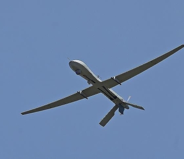 ئەمریکا لەناوبردنی ٢١ فڕۆکەی بێفڕۆکەوان و مووشەکی لە دەریای سوور ڕاگەیاند