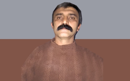 خەلیل محەمەد ئەحمەد  ئەندامی پێشووی پەكەكە بۆ گوڵان:     چەكدارانی پەكەكە بازرگانیی ماددەی هۆشبەر دەكەن و كار بۆ تێكدانی بارودۆخی كەمپی مەخموور دەكەن