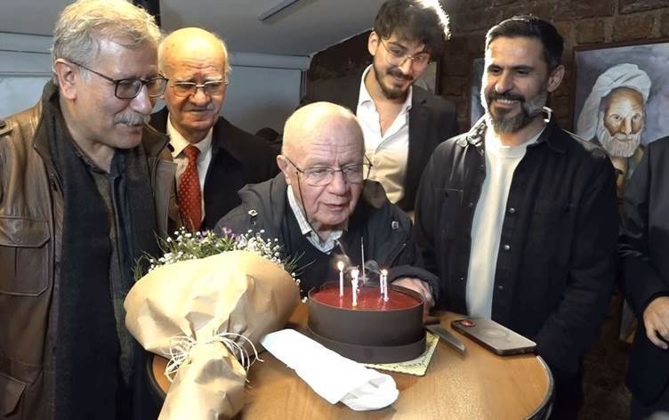 Îsmaîl Beşîkcî bû 85 salî: Ez xwe ciwan hîs dikim û gelek sal li pêşiya min in