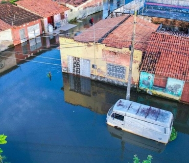 بارانبارین و زەوی لەرزین لە بەرازیل؛ 11 قوربانیی لێکەوتەوە