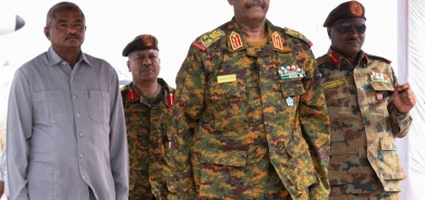 البرهان يعلق عضوية السودان في «إيغاد»