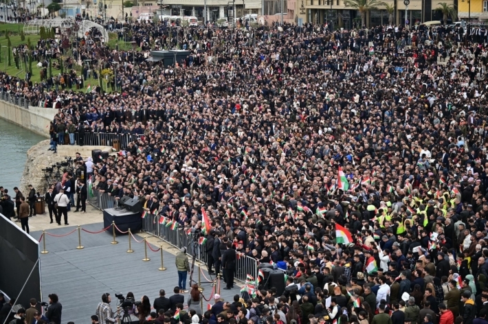 Li Zaxo xwepêşandan li dijî êrîşên Îranê yên li ser Hewlêrê birêve çû