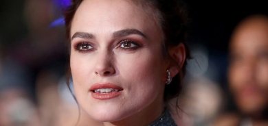 کێیرا نایتلی بیر لە کۆپیڕایتی دەموچـاوی دەکاتەوە!