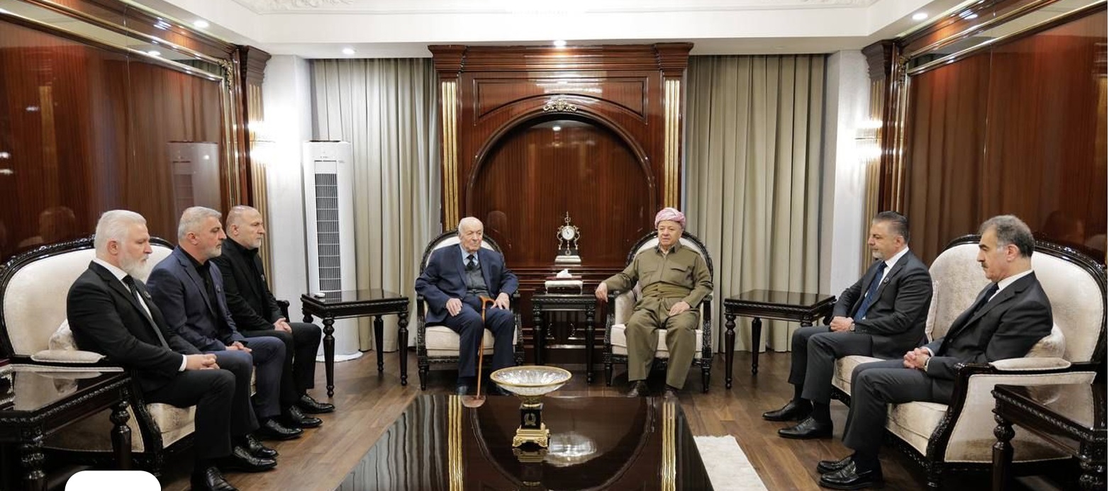 الرئيس بارزاني يستقبل عائلة الشهيد بيشرو دزيي