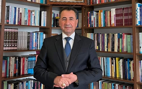 باوەڕ و متمانەمان بەخۆمان هەبێت