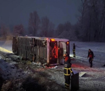 لە ئەنجامی وەرگەڕانی پاسێک لە تورکیا شەش کەس گیانیان لەدەستدا