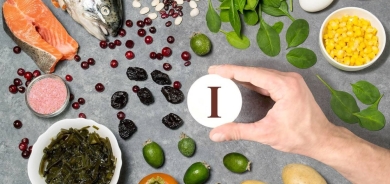 طبيب: الأطعمة الغنية باليود تحسّن عمل الغدة الدرقية !