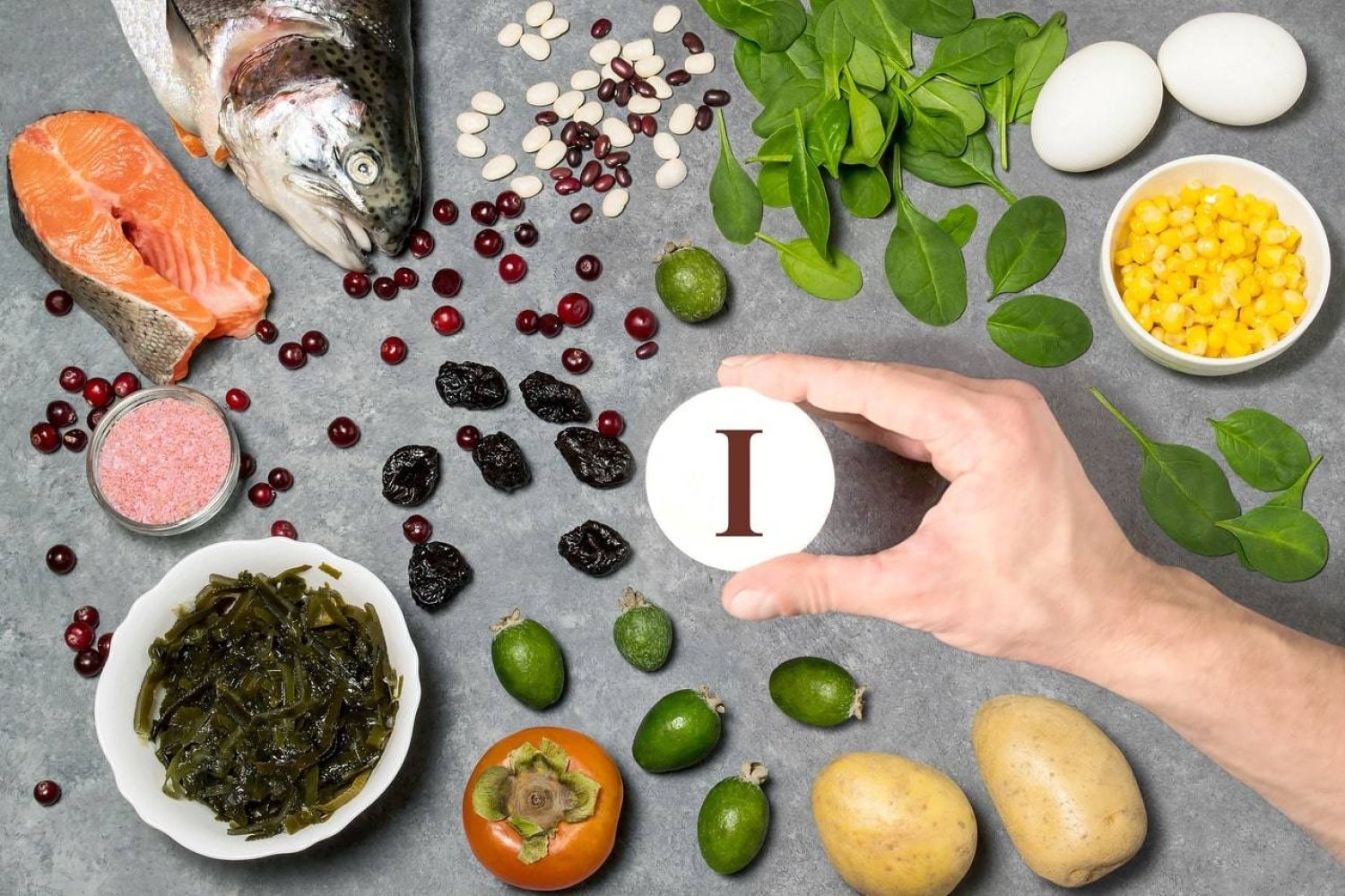 طبيب: الأطعمة الغنية باليود تحسّن عمل الغدة الدرقية !