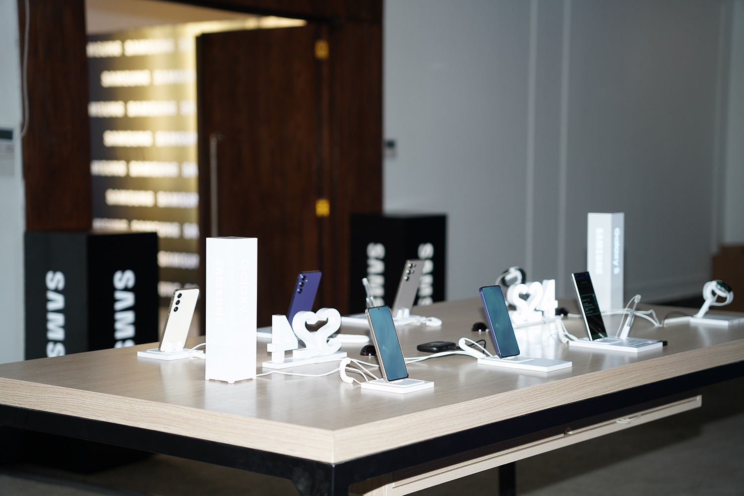 بە بۆنەی نمایشکردنی زنجیرەی گالاکسی S24 سامسۆنگ زنجیرەیەک ئاهەنگ لە عێراق و هەرێمی کوردستان سازدەکات