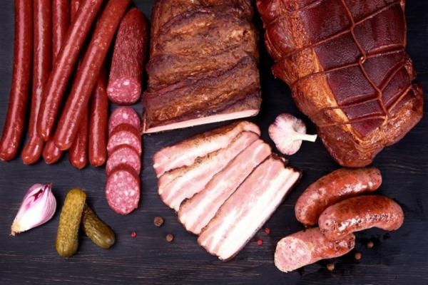 أنواع شائعة من الأطعمة تحفّز الإصابة بالسرطان !