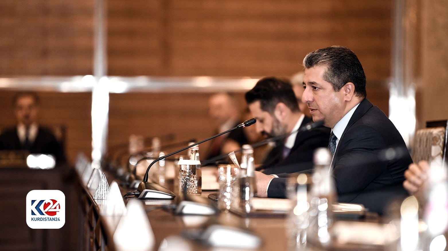 Civata Wezîran danûstandinan li ser edilandina qanûna budceyê û hinardekirina petrolê dike