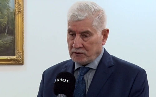 د. دیندار نەجمان دۆسكی سیاسەتمەدار:  ئەو خۆپیشاندانانەی لە دژی ئەو دەستدرێژییانەی ئێران كران، كارێكی باش بوو، بەڵام بەەداخەوە هەڵوێستی حزبە سیاسییەكان لە ئاستی پێویست و گەورەیی ڕووداوەكە نەبوو