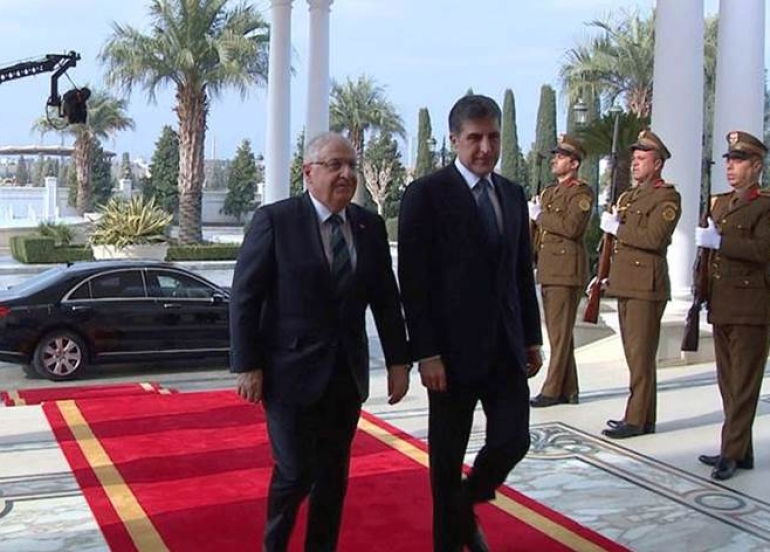 ســــه‌رۆك نێچيرڤان بارزانى له‌گه‌ڵ وه‌زيرى به‌رگرى و سوپاسالارى توركيا كۆبووه‌وه‌