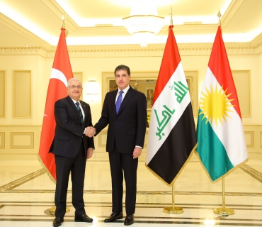 ســــه‌رۆك نێچيرڤان بارزانى له‌گه‌ڵ وه‌زيرى به‌رگرى و سوپاسالارى توركيا كۆبووه‌وه‌