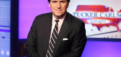 ماذا يفعل تاكر كارلسون في موسكو؟