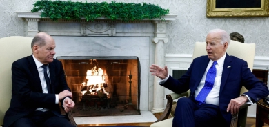 بايدن والمستشار الألماني يبحثان جهود منع التصعيد الإقليمي في الشرق الأوسط