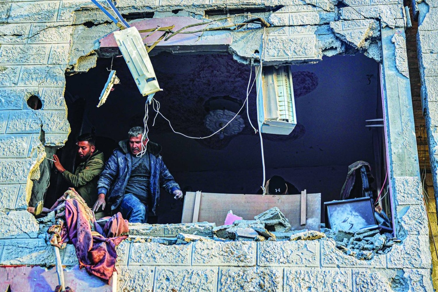 سكان رفح... «التوجه جنوباً» لا ينقذهم