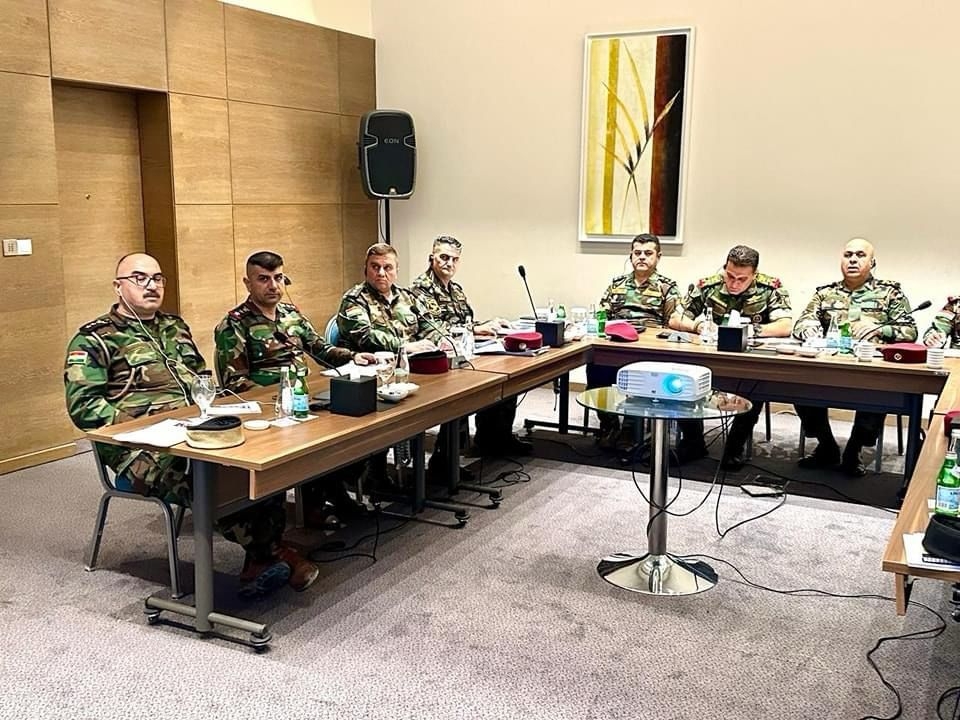 في أربيل .. ورشة عمل بريطانية لضباط البيشمركة