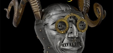 خودە و كڵاوە كۆنەكانی سەربازی