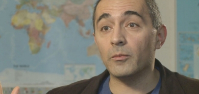 دكتۆر نادر هاشمی لە زانكۆی دەنڤەر بۆ گوڵان:     سەرقاڵبوونی ئەمریكا بە دوو شەڕەوە بە سوودی ڕووسیا و چین شكاوەتەوە