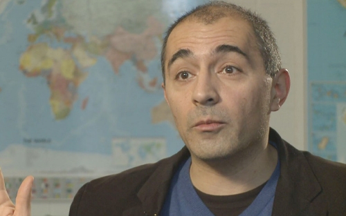 دكتۆر نادر هاشمی لە زانكۆی دەنڤەر بۆ گوڵان:     سەرقاڵبوونی ئەمریكا بە دوو شەڕەوە بە سوودی ڕووسیا و چین شكاوەتەوە