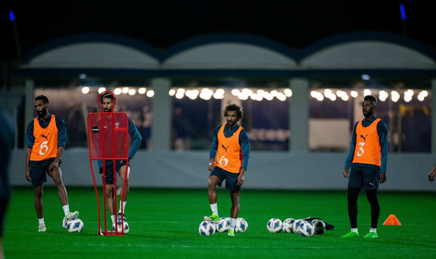 «أبطال آسيا»: الهلال والاتحاد للعبور معاً إلى ربع النهائي