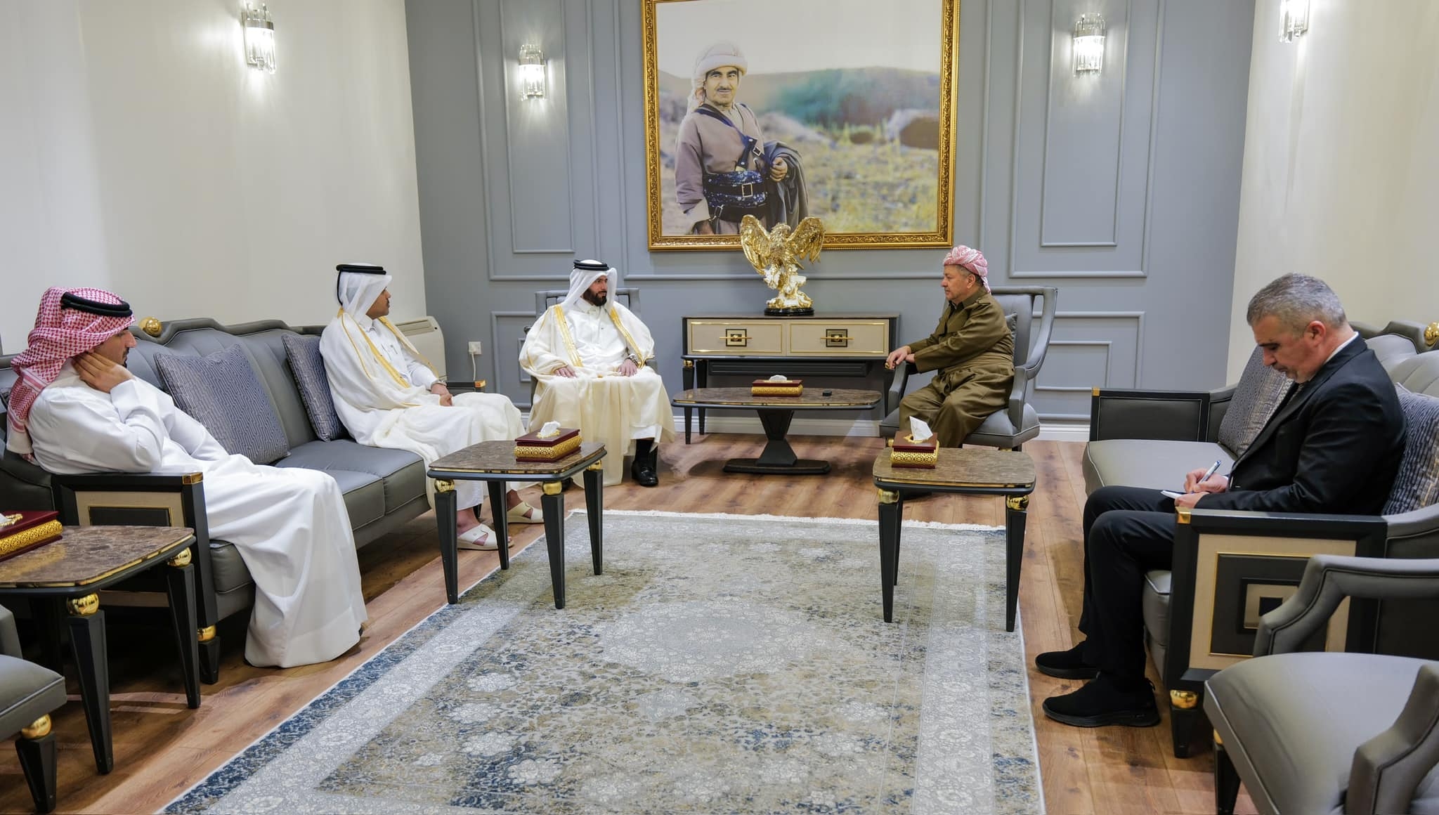 ســـەرۆک بـــارزانـــی پێشوازی لە باڵیۆزی قەتەر لە عێراق دەکات