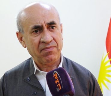 زیرەك كەمال سیاسەتمەدار و ڕاوێژكار لە سەرۆكایەتیی هەرێمی كوردستان:     حزب لە وڵاتی ئێمەدا سەرەتا  وەك ئۆپۆزسیۆن دژی حكومەتەكانی عێراق  دروست بووە، بۆیە ئێستەش كاتێك لە میدیا قسە دەكەن وەك ئۆپۆزسیۆن قسە دەكەن