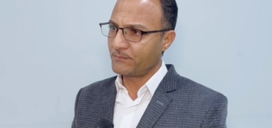 د.یاسین ئاشوور مامۆستای زانكۆی گەرمیان:     ململانێی حزبی گورزێكی گەورەی لە دۆزی نەتەوەیی ئێمە داوە و دەستێكی گەورەی دەرەكی لەپشت ئەو ململانێ حزبییەوە هەیە