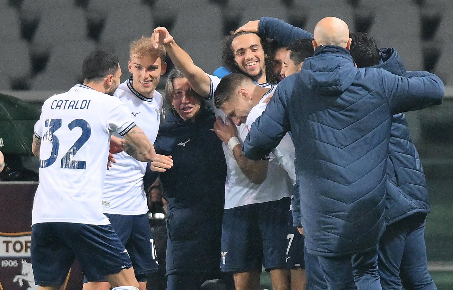 لاتسيو يواجه ميلان... وقمة بين نابولي ويوفنتوس