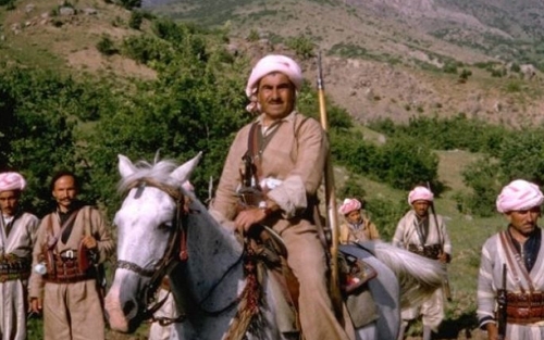 مـــه‌لا مــســتــه‌فـــا بـــارزانـــی ، لە قۆناغێكی مێژووی و چارەنووسسازدا، خەباتی دژی داگیركەرانی خاوەنهێز  هەڵبژارد