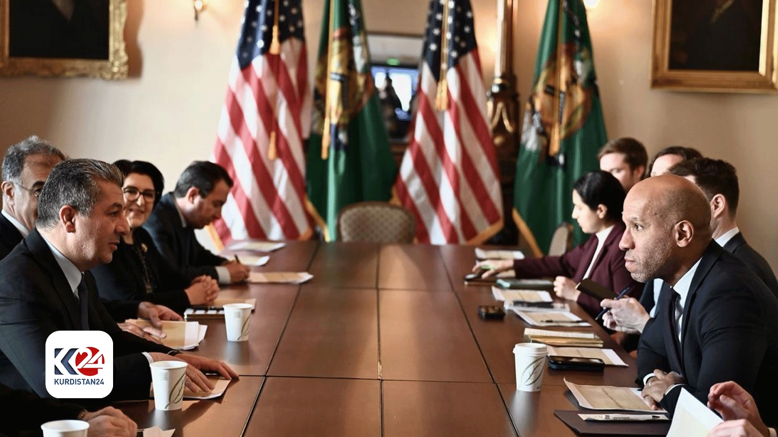 Serokwezîr Mesrûr Barzanî û Brian Nielsen projeya Hejmara Min gotûbêj dikin