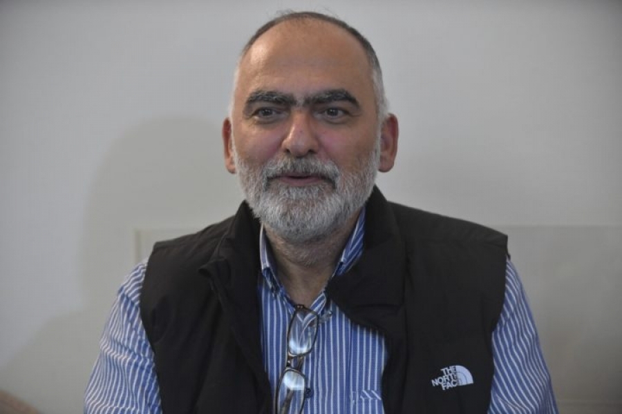 إيران بين ضرورات النظام وإرادة الشعب