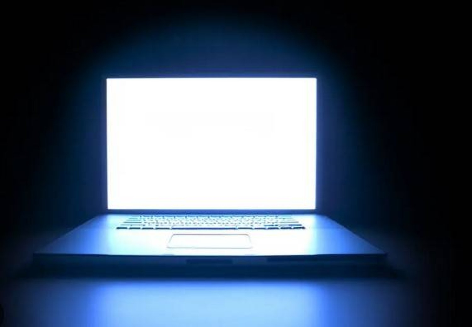 3 أضواء تؤثر على البصر؟ تعرّف عليها وتجنّبها