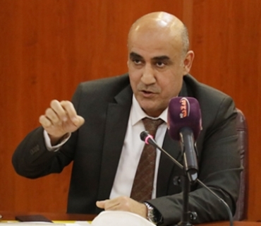  مــحــەمــەد ســەعـــدەدین ئێلخانی سەرۆکی پارتی گەشەپیدانی تورکمان:   پارتی دیموكراتی كوردستان لە سایەی مەرجەعییەتی سەرۆك مسعود بارزانی بڕیاری زۆر گرینگ دەردەكەن و هەموو حزبەكەش پێوەی پابەندن، ئەمە بۆ حزبەكانی دیكەش گرینگە