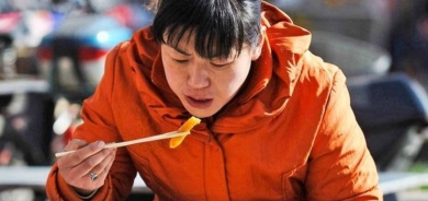 كيف يؤثر توقيت تناول الطعام وطريقته على صحتك؟