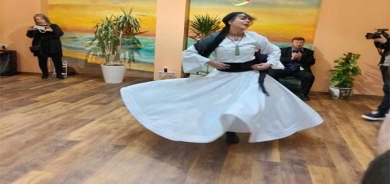 سەمای پێكەوە ژیان بە میوزیكی كوردی