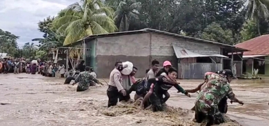لافاو و زەوی لەرزین لە ئەندەنوسیا