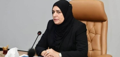 المالية النيابية تستضيف طيف سامي غداً بشأن رواتب اقليم كوردستان