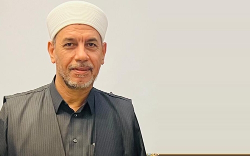 دكتۆر شێخ تەها ئەحمەد ئەلزەیدی   ئەندامی كۆڕبەندی فیقهی عێراق بۆ گوڵان:  ڕێبازی ئیسلام لە كۆمەڵگە فرە نەتەوە و ئایین و مەزهەبەكاندا لەسەر بنەمای شانازیكردنی موسڵمان بە ناسنامەكەیەوە دامەزراوە