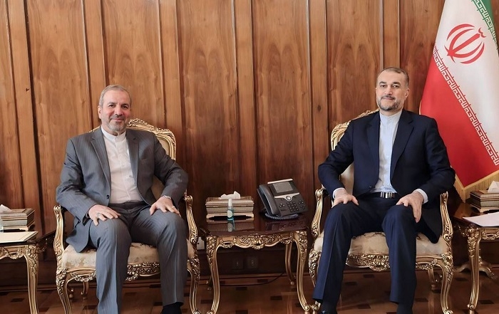 Iran Urges Full Implementation of Agreements with Iraq