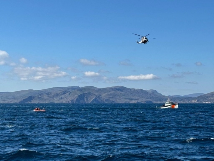 Li Tirkiyê qayîxeke penaberan noqî avê bû: Termê 22 kesan ji avê hate derxistin