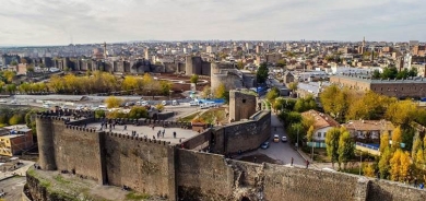 RAPIRSÎ – Li Amedê kîjan partî li pêş e?